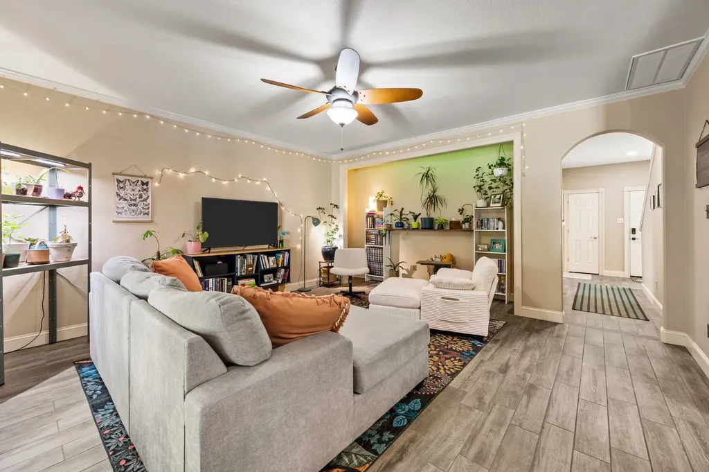 2012 Collington Drive Roanoke TX 76262