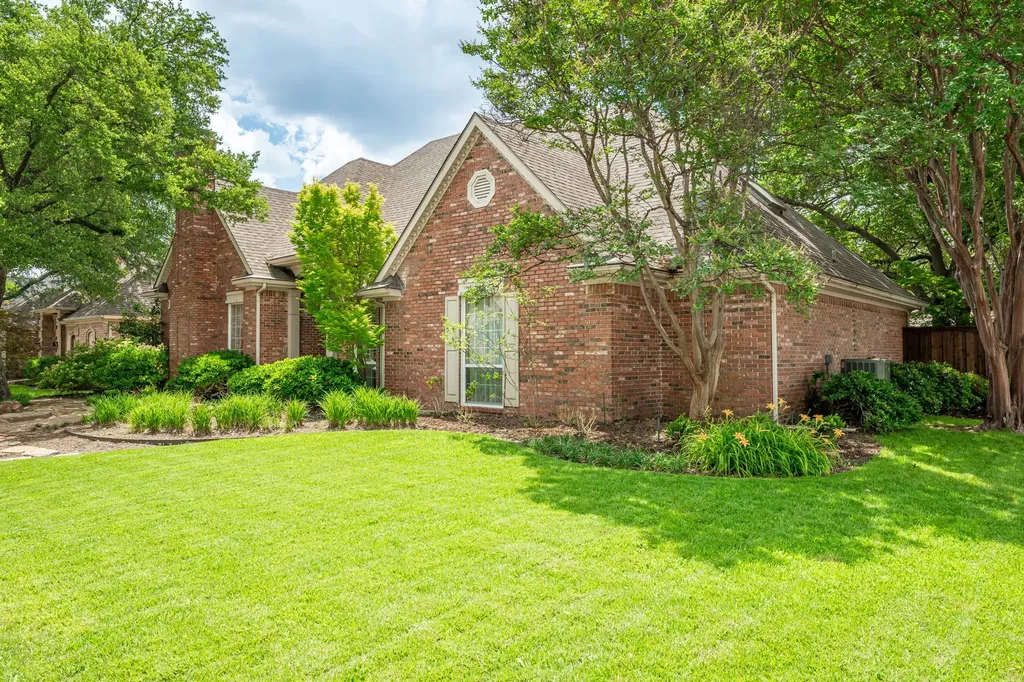 6622 Dupper Drive Dallas TX 75252