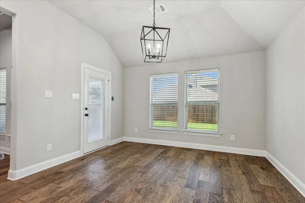 541 Harvest Grove Drive Waxahachie TX 75165