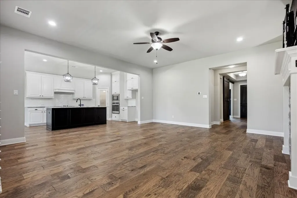 541 Harvest Grove Drive Waxahachie TX 75165