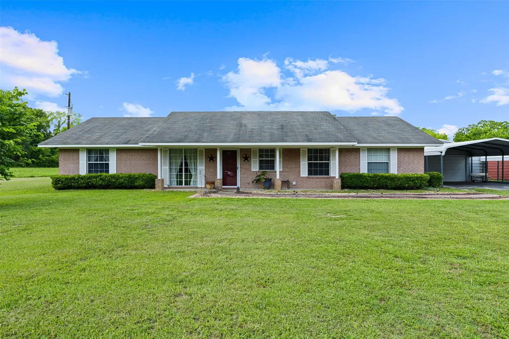 7422 Pacal Gilmer TX 75645