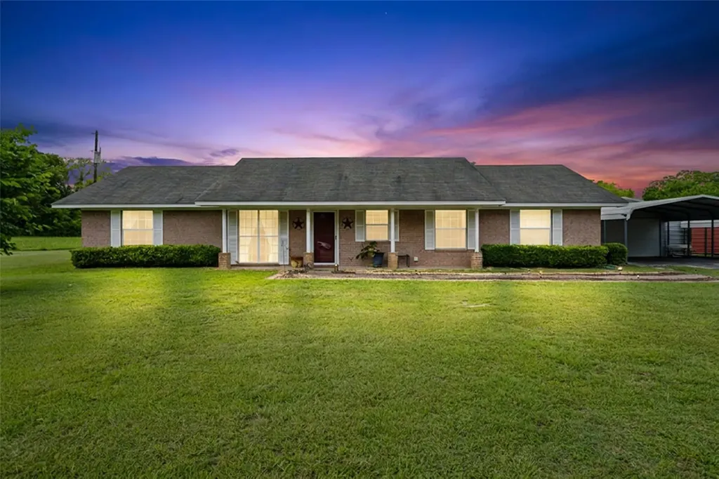 7422 Pacal Gilmer TX 75645