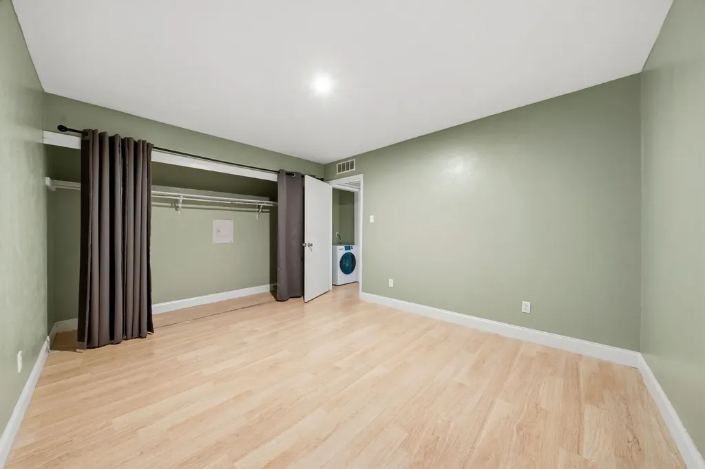 12824 Midway Road Dallas TX 75244