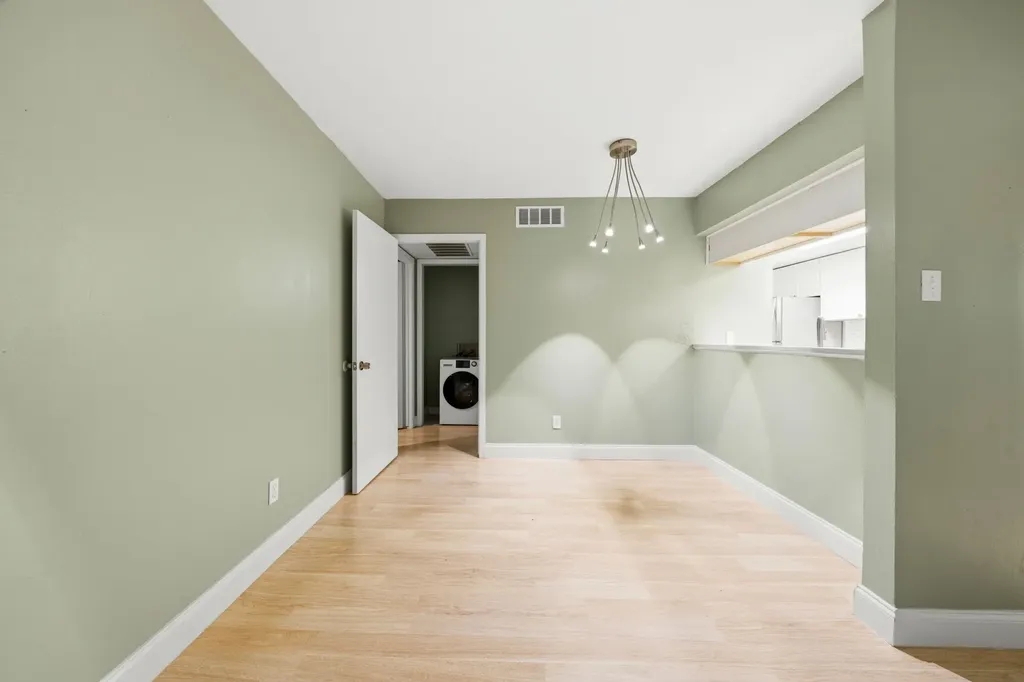 12824 Midway Road Dallas TX 75244
