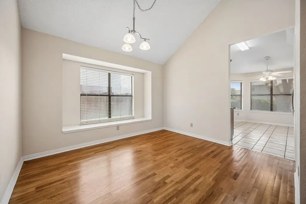 2612 Fountainview Drive Corinth TX 76210