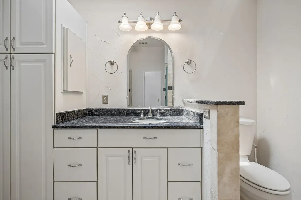 2612 Fountainview Drive Corinth TX 76210