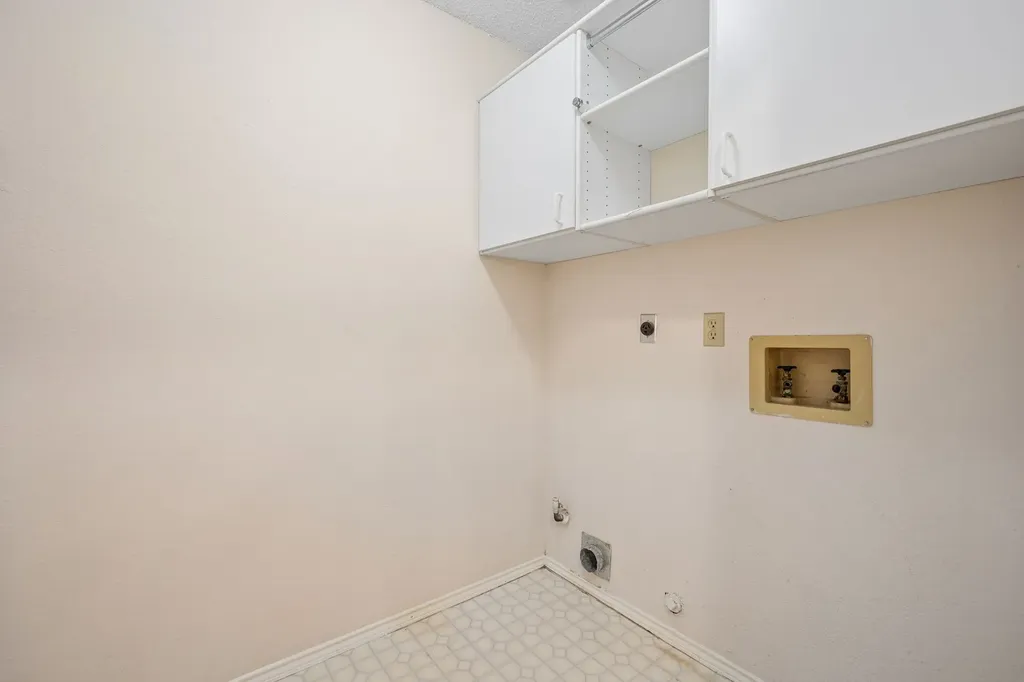 2612 Fountainview Drive Corinth TX 76210