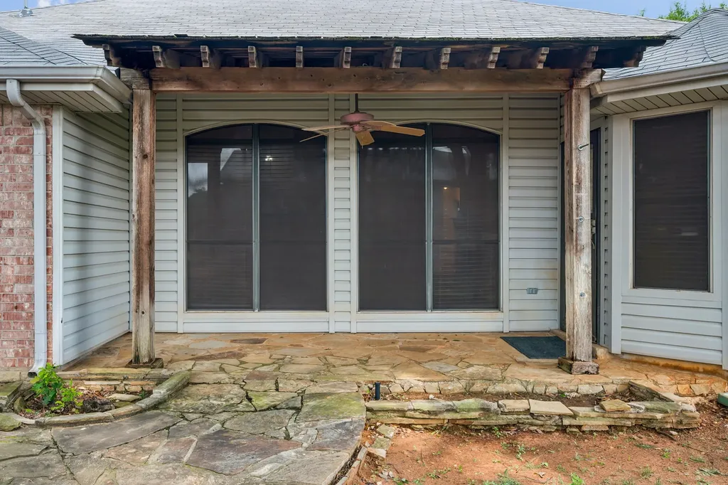 2612 Fountainview Drive Corinth TX 76210
