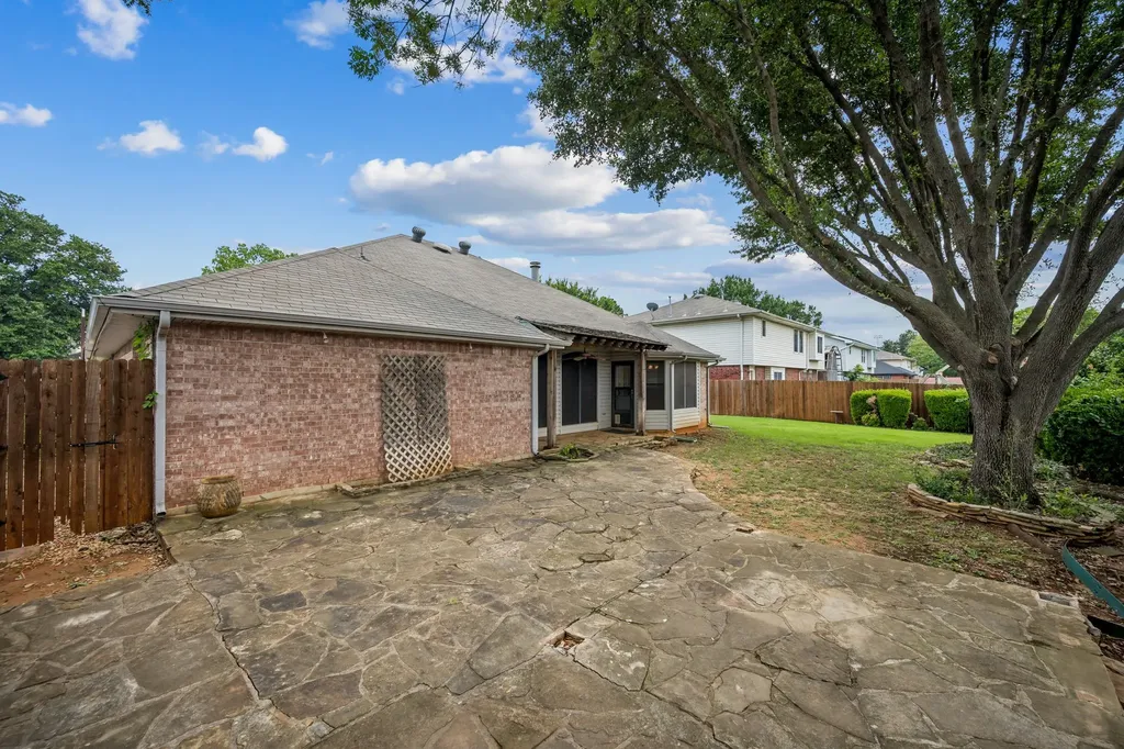 2612 Fountainview Drive Corinth TX 76210