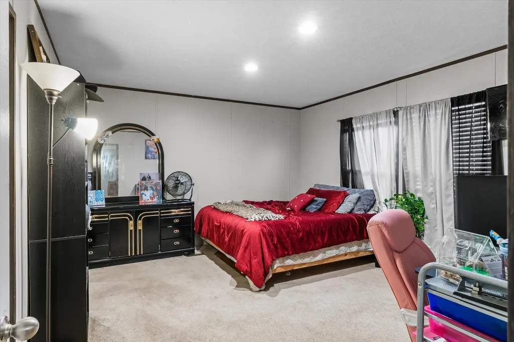 1676 Vz County Road 2205 Canton TX 75103