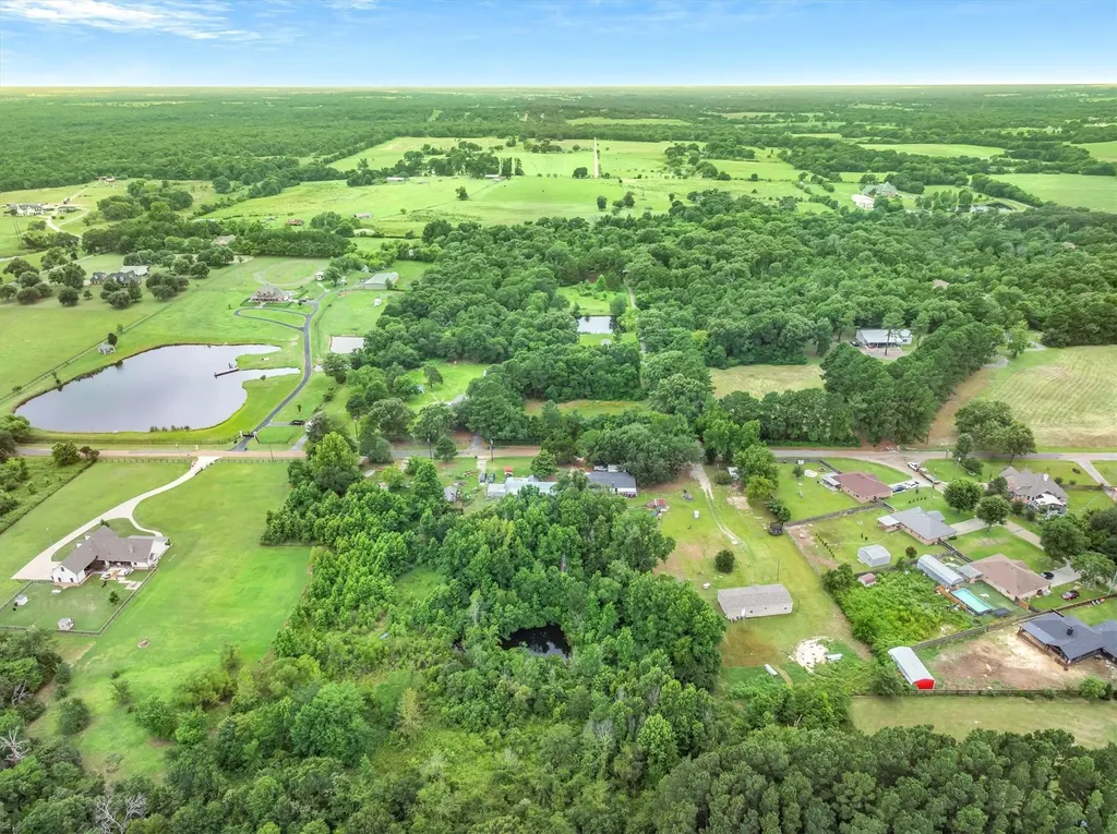 1676 Vz County Road 2205 Canton TX 75103