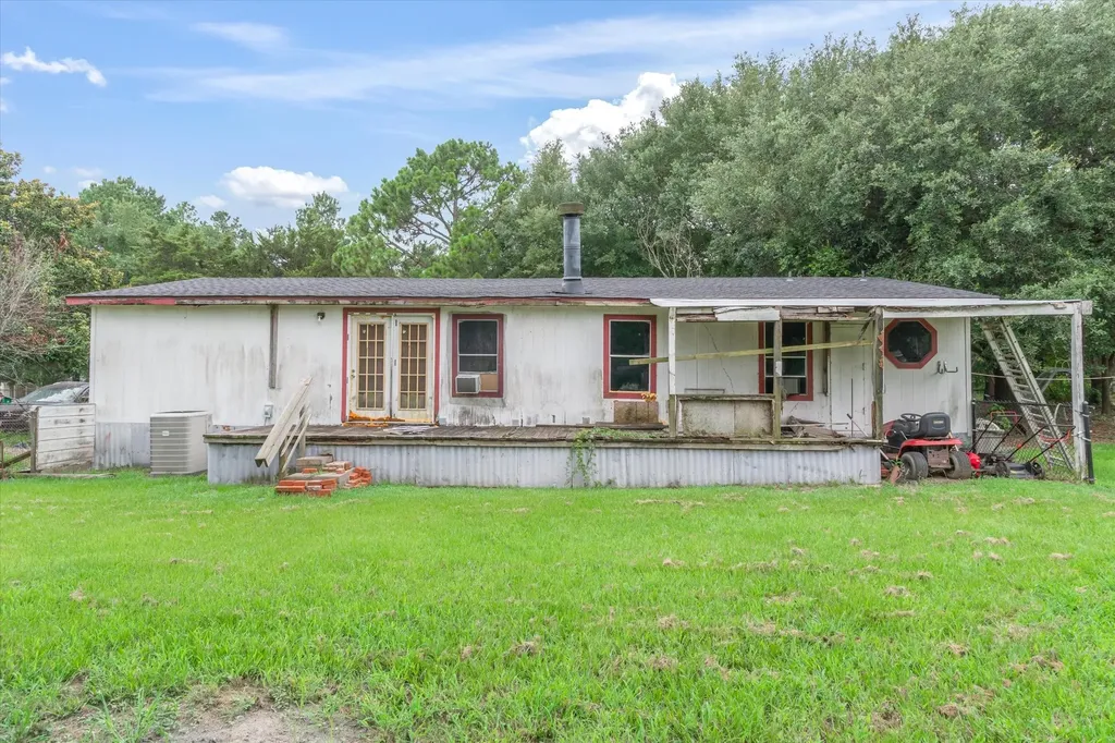 1676 Vz County Road 2205 Canton TX 75103