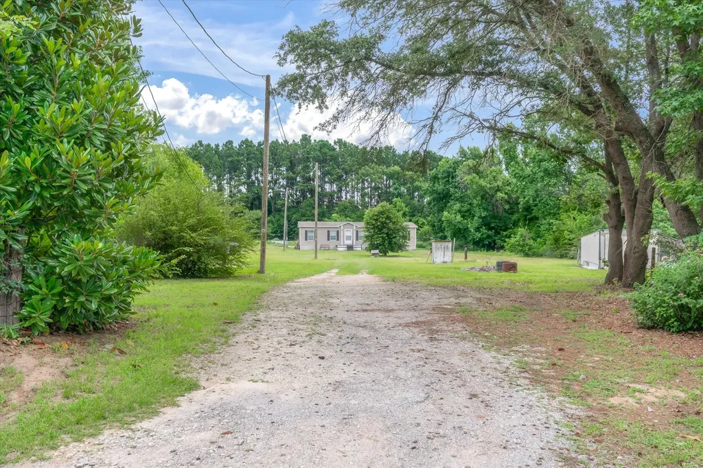 1676 Vz County Road 2205 Canton TX 75103