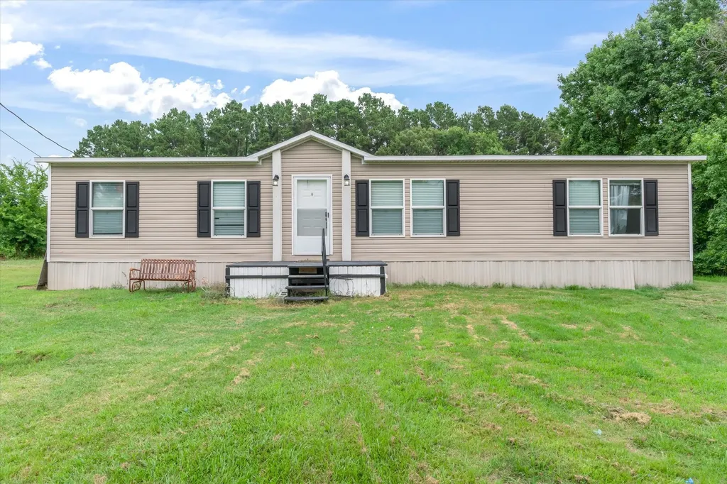 1676 Vz County Road 2205 Canton TX 75103