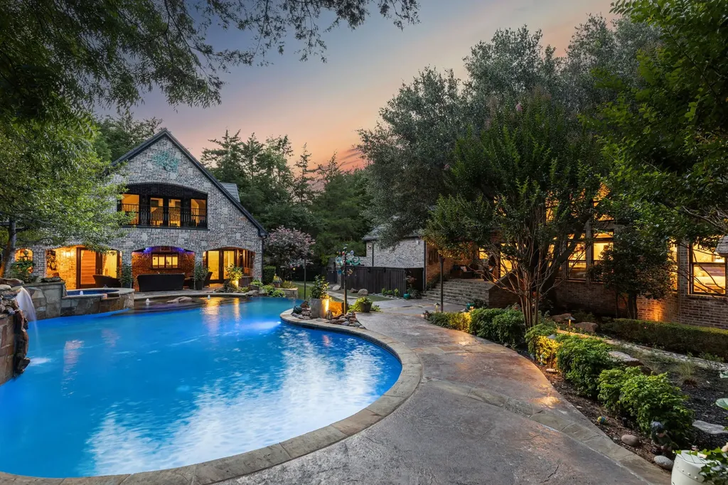 8 Shadywood Lane Melissa TX 75454