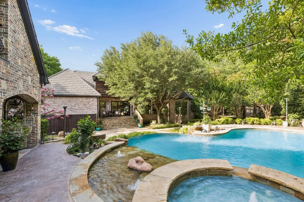 8 Shadywood Lane Melissa TX 75454