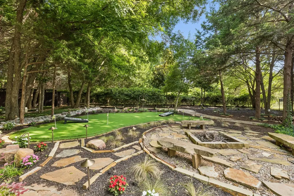 8 Shadywood Lane Melissa TX 75454