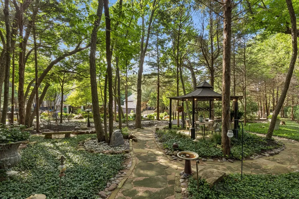 8 Shadywood Lane Melissa TX 75454