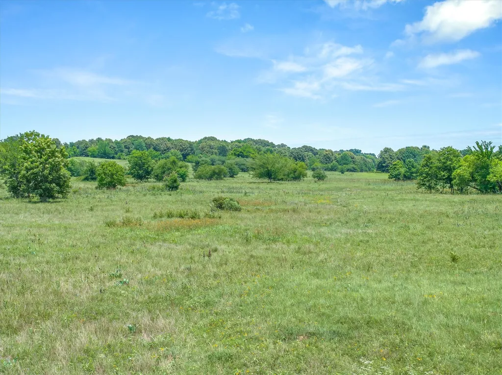 3300 Vzcr 1903 Edgewood TX 75117