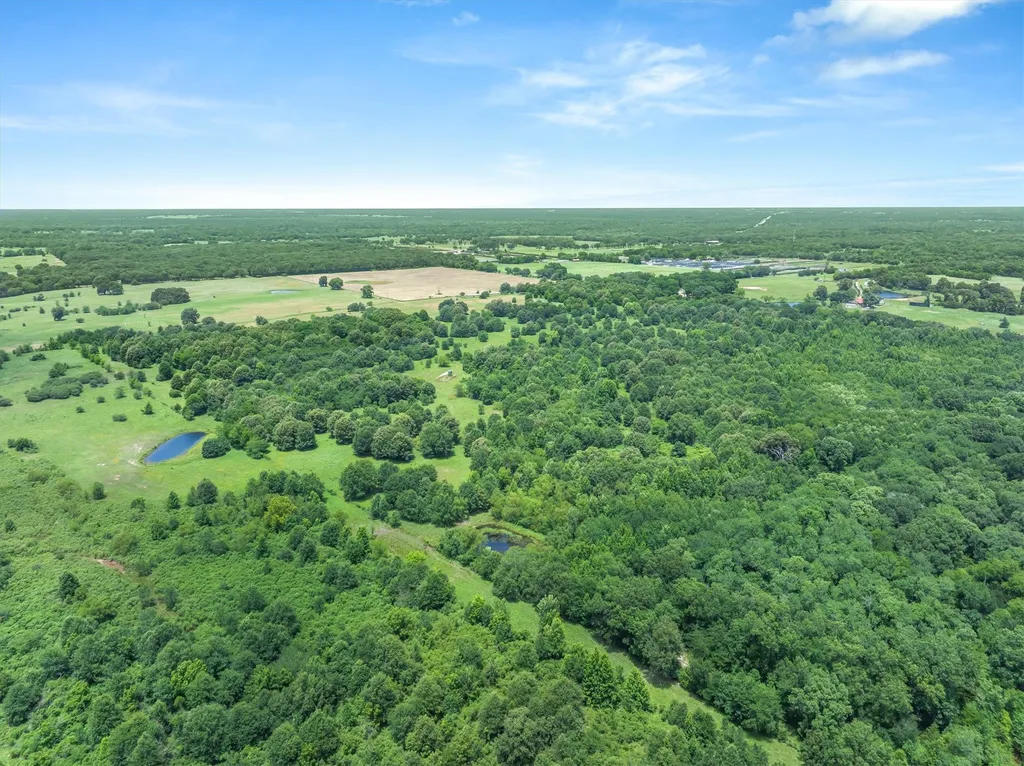 3300 Vzcr 1903 Edgewood TX 75117