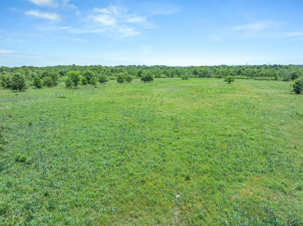 3300 Vzcr 1903 Edgewood TX 75117