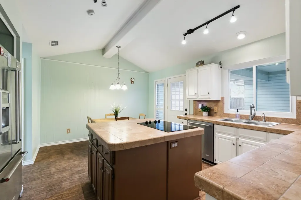 109 Crestwood Drive Rockwall TX 75087
