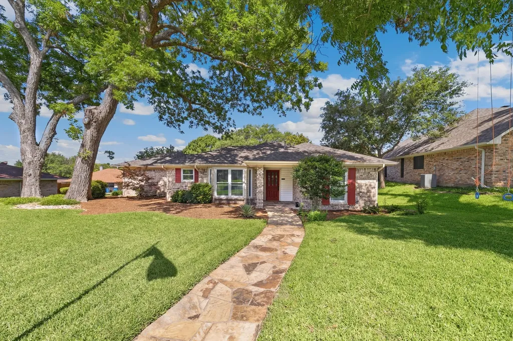 109 Crestwood Drive Rockwall TX 75087