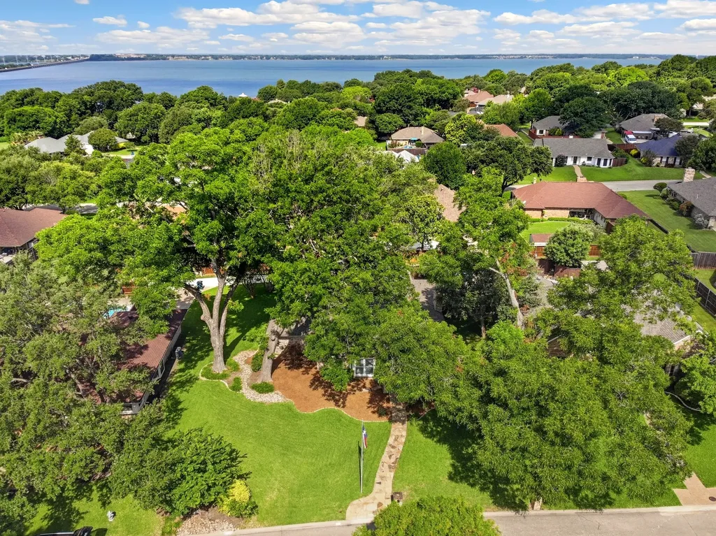 109 Crestwood Drive Rockwall TX 75087
