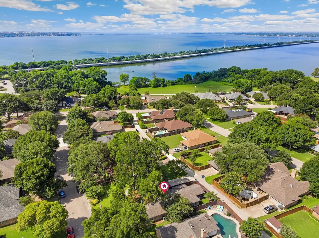 109 Crestwood Drive Rockwall TX 75087