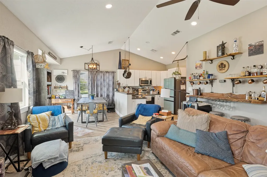 1052 Meandering Way China Spring TX 76633