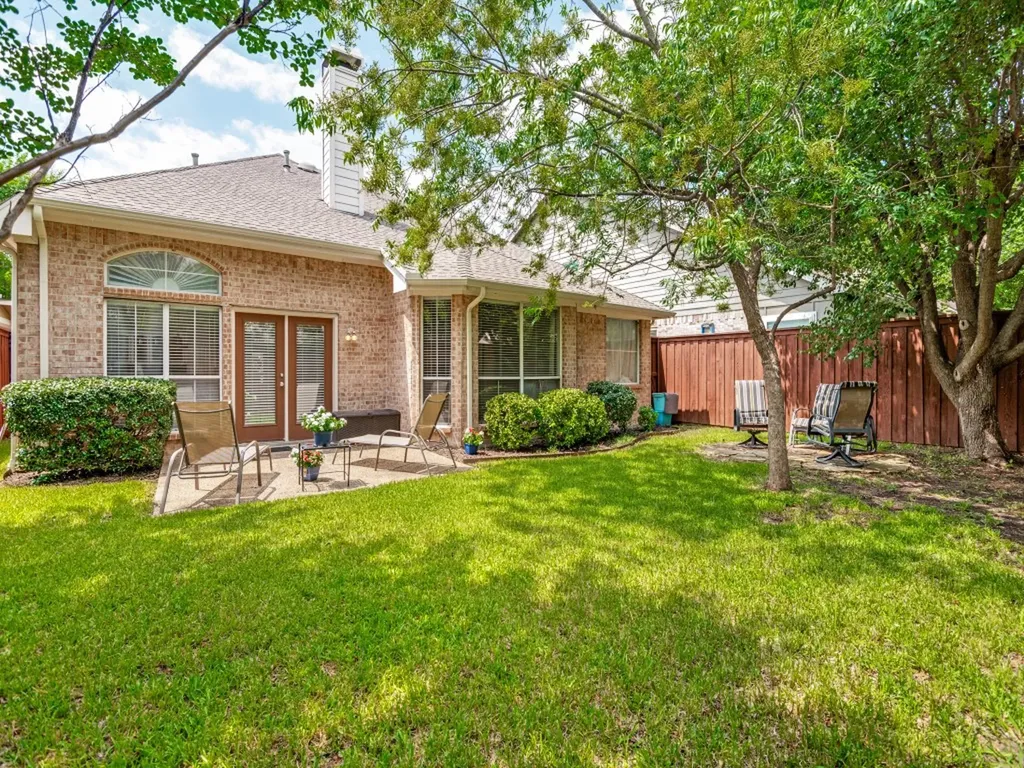 7926 Enclave Way Dallas TX 75218
