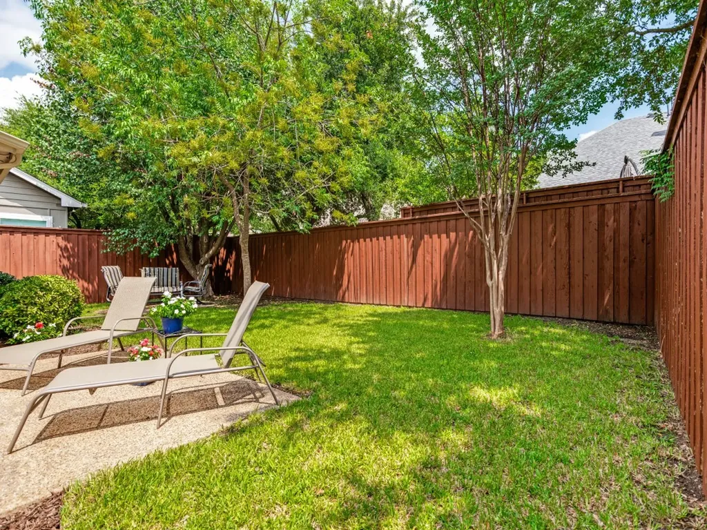 7926 Enclave Way Dallas TX 75218