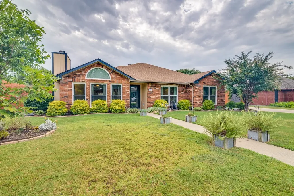 6512 Coral Lane Sachse TX 75048