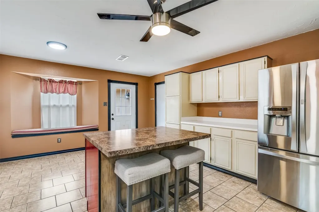 6512 Coral Lane Sachse TX 75048