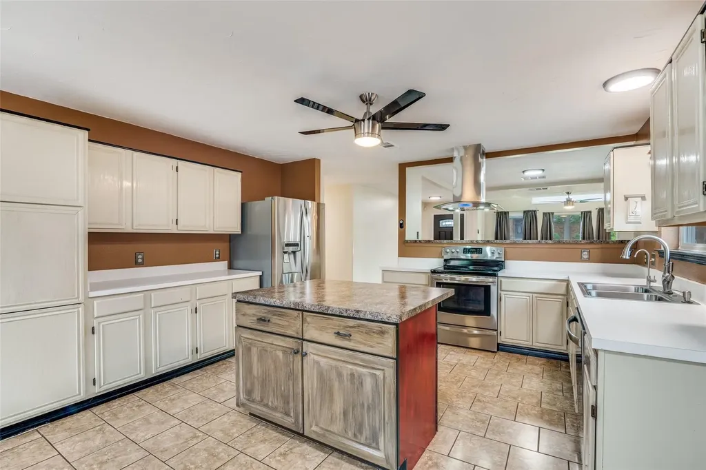 6512 Coral Lane Sachse TX 75048