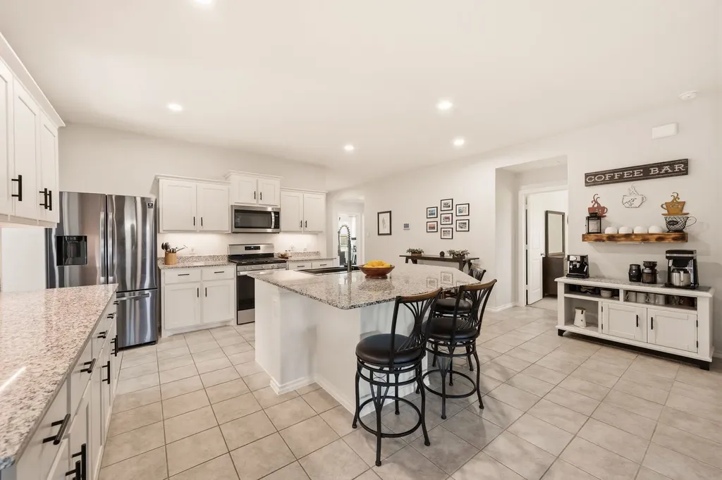 601 Emmons Creek Street Justin TX 76247