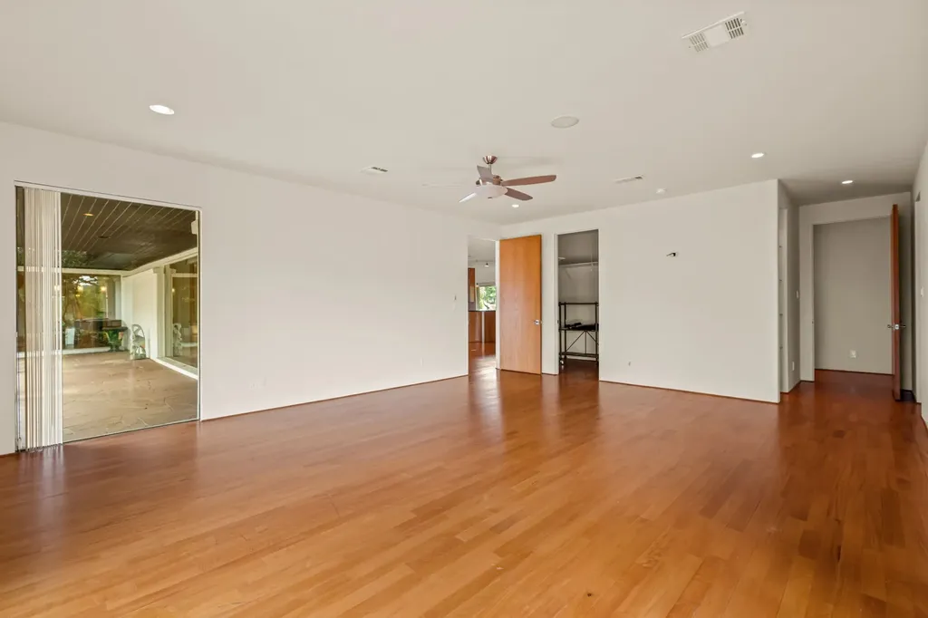 4301 Briarhaven Road Fort Worth TX 76109