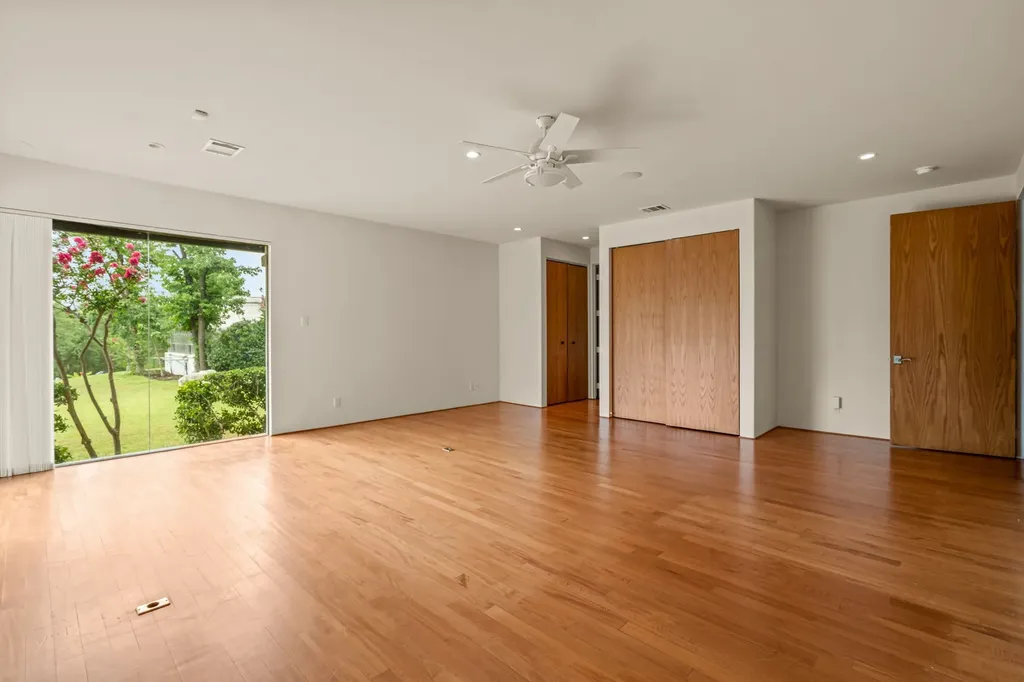 4301 Briarhaven Road Fort Worth TX 76109