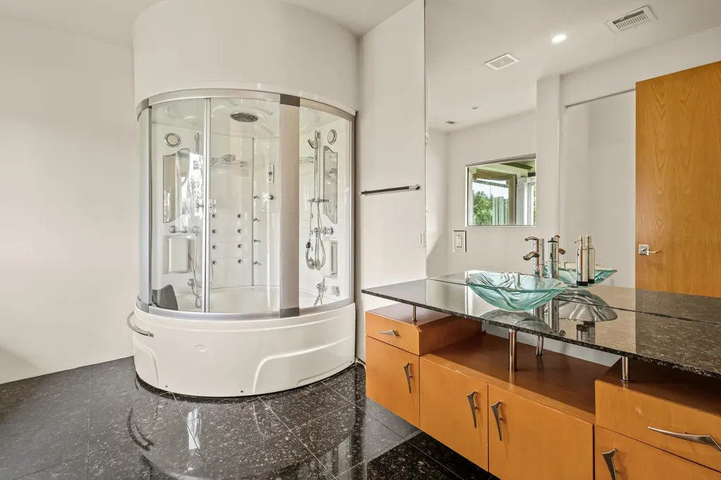 4301 Briarhaven Road Fort Worth TX 76109
