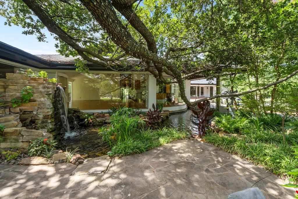 4301 Briarhaven Road Fort Worth TX 76109
