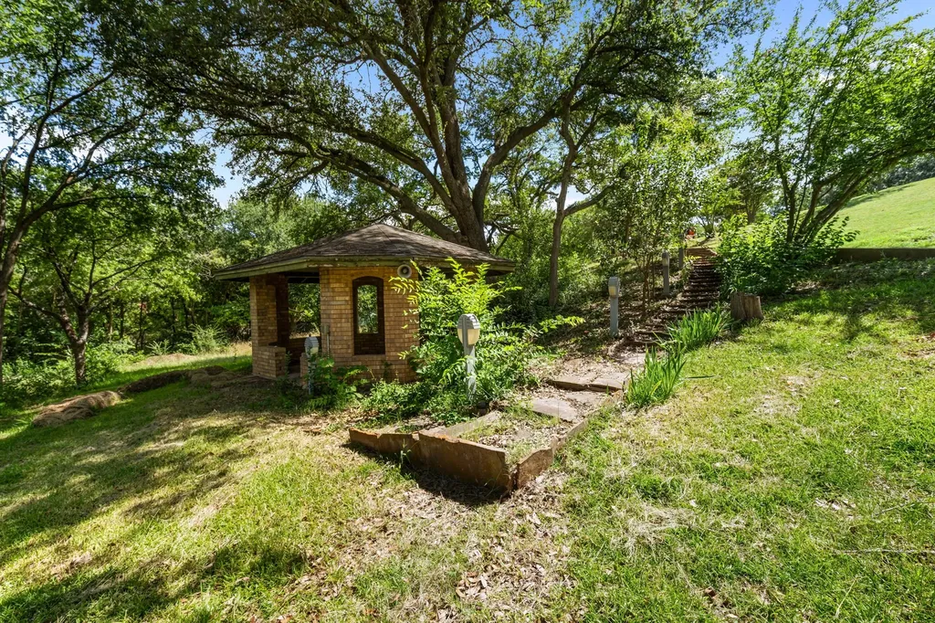 4301 Briarhaven Road Fort Worth TX 76109