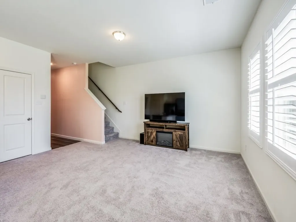613 Delaware Avenue Princeton TX 75407