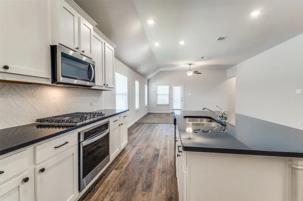 1024 Embers Lane Denton TX 76201
