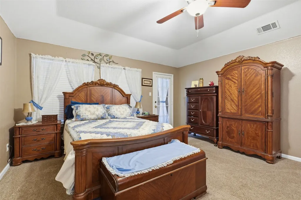 2732 Rawhide Court Haslet TX 76052