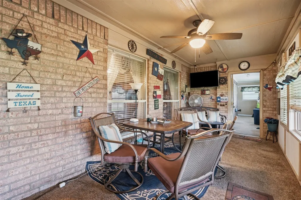 2732 Rawhide Court Haslet TX 76052