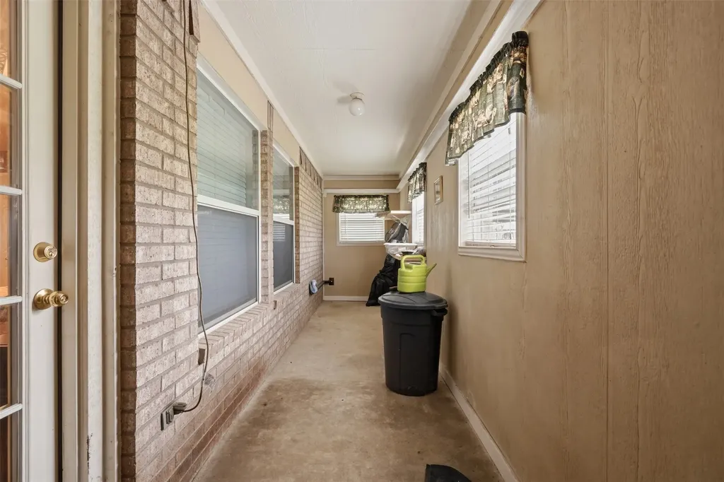 2732 Rawhide Court Haslet TX 76052