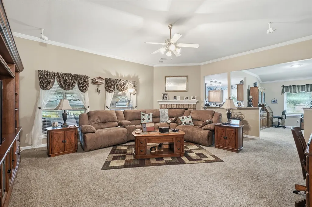 2732 Rawhide Court Haslet TX 76052