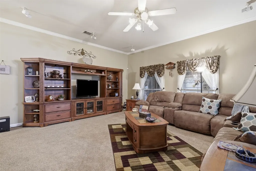 2732 Rawhide Court Haslet TX 76052