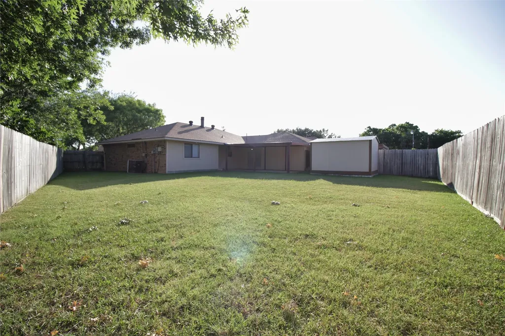 4942 Avalon Drive Garland TX 75043