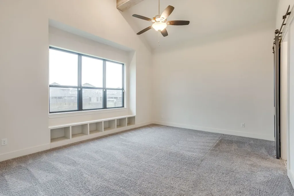 140 Mckinley Drive Burleson TX 76028